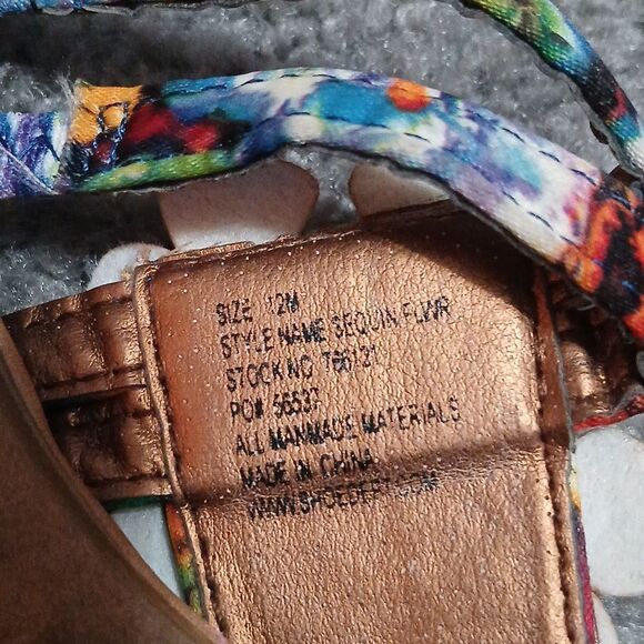 Palms embellished sandals  Sz 12 EUC - Picture 9 of 9